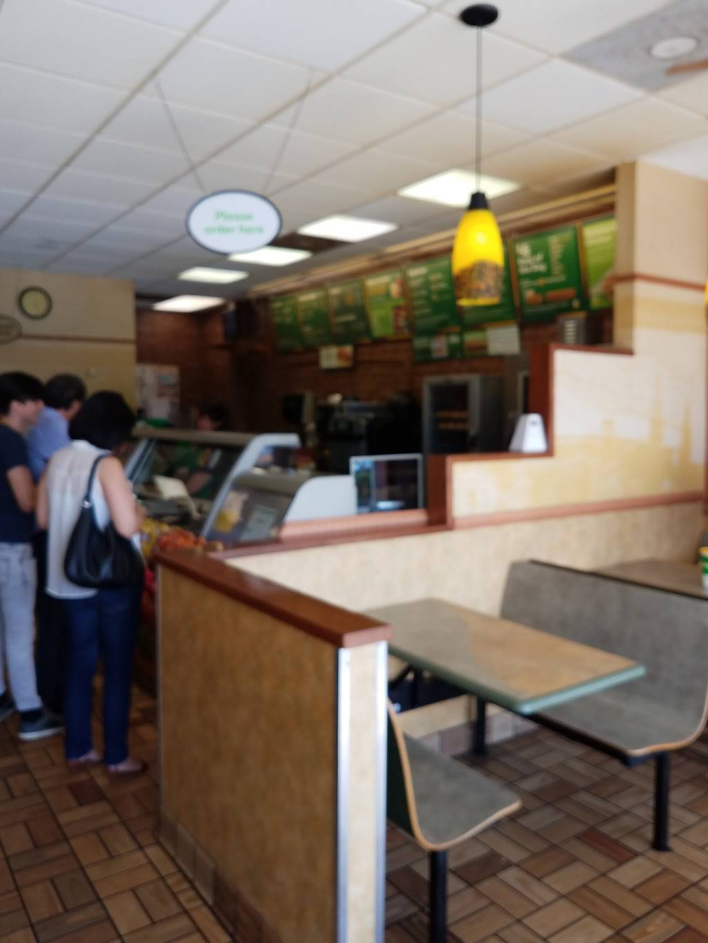 Subway Restaurants | restaurant | 6041 26th St W, Bradenton, FL 34207, USA | 9417585545 OR +1 941-758-5545