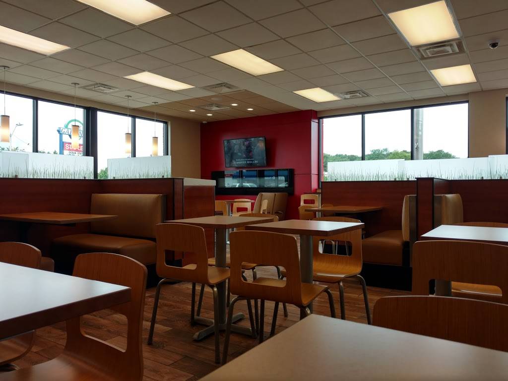 Wendys | restaurant | 28 Pearson Blvd, Gardner, MA 01440, USA | 9786303490 OR +1 978-630-3490