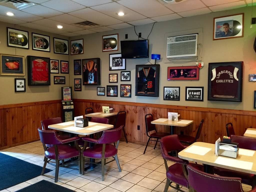 Chunkis Pizza & Subs | meal delivery | 341 E Pike St, Clarksburg, WV 26301, USA | 3046233100 OR +1 304-623-3100