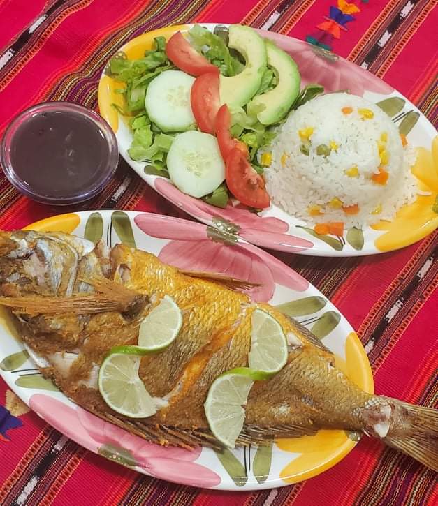 Two Angels Tacos | restaurant | 154 Gansett Ave, Cranston, RI 02910, USA | 4014338570 OR +1 401-433-8570