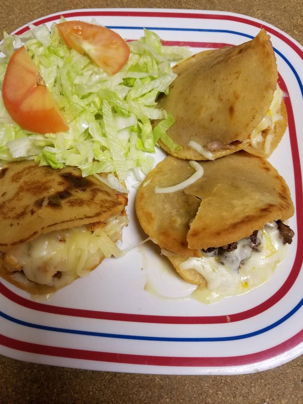 Mi Lupita Restaurant | restaurant | 3333 W Davis St, Dallas, TX 75211, USA | 4692480553 OR +1 469-248-0553