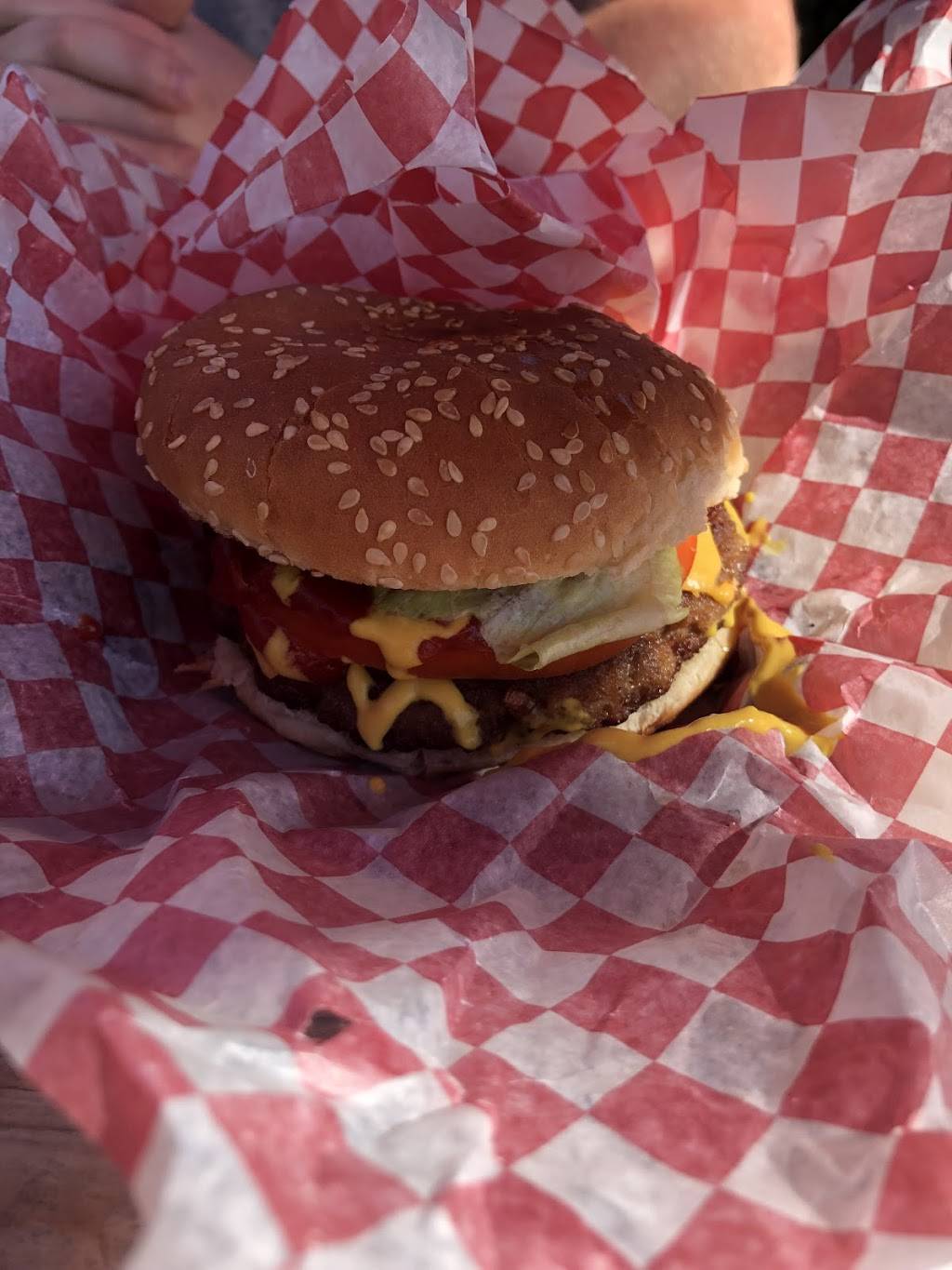 Josies Place | restaurant | Essa Rd, Barrie, ON L4N 9L5, Canada | 7059704997 OR +1 705-970-4997