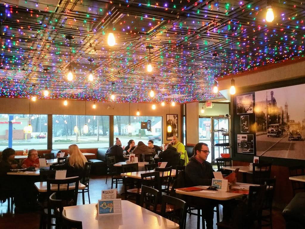 Pita Place | restaurant | 2039 Apple Ave, Muskegon, MI 49442, USA | 2317737482 OR +1 231-773-7482