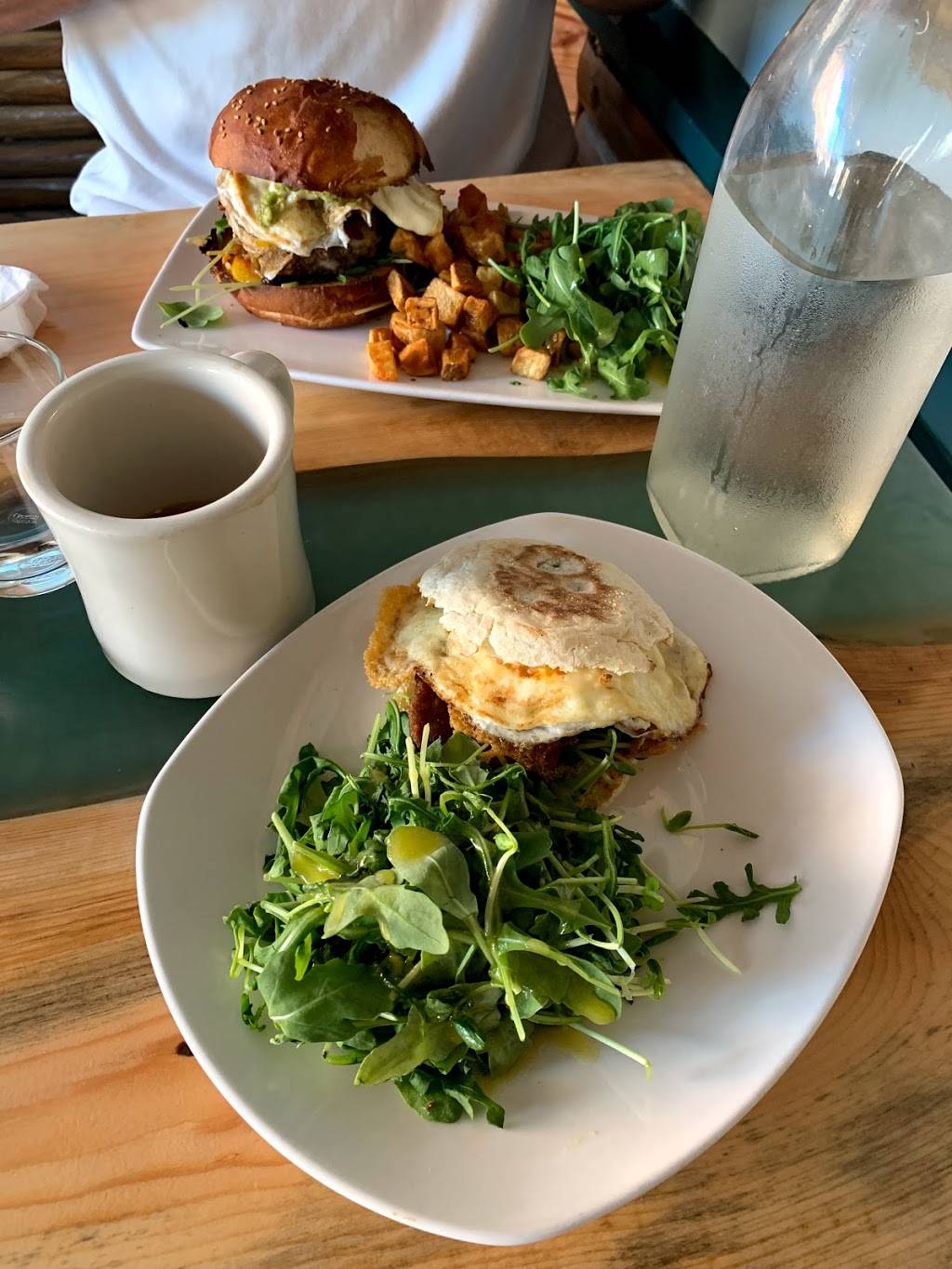 Bernadette’s | restaurant | 95-19 Rockaway Beach Blvd, Rockaway Beach, NY 11693, USA | 3473197994 OR +1 347-319-7994