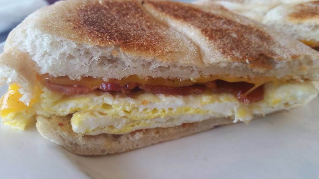 Village Bread Café | bakery | 4073 Philips Hwy, Jacksonville, FL 32207, USA | 9047322261 OR +1 904-732-2261