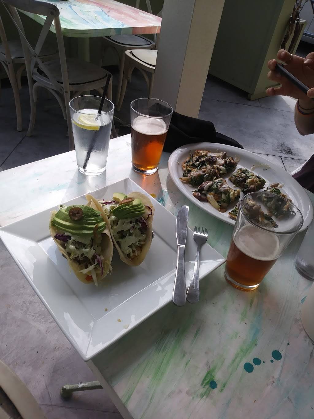 Fresh Organic Restaurant | restaurant | 1880 37th St #5, Vero Beach, FL 32960, USA | 7729251940 OR +1 772-925-1940