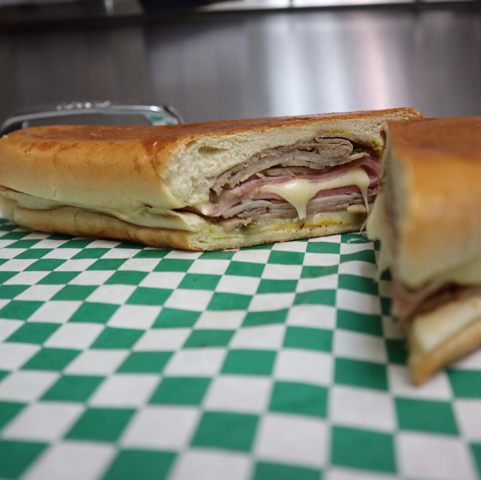 Peters Road Deli | restaurant | 4353 Peters Rd, Plantation, FL 33317, USA | 9545875456 OR +1 954-587-5456