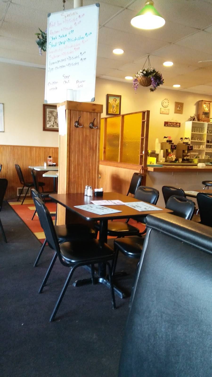 Bob & Jamies Grill | restaurant | 57 Sanilac Rd, Sandusky, MI 48471, USA | 8106484299 OR +1 810-648-4299