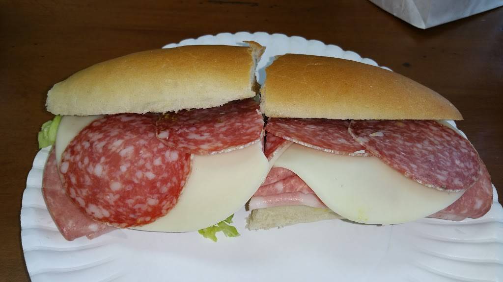 Italia Panetteria & Deli | restaurant | 27674 Newhall Ranch Rd, Valencia, CA 91355, USA | 6612949069 OR +1 661-294-9069