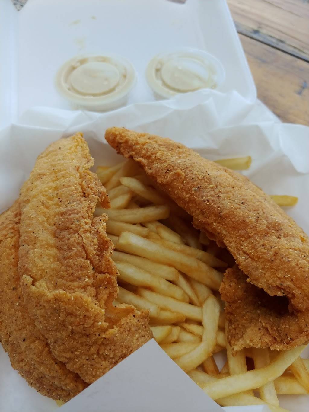 Marina Seafood Kitchen | restaurant | 11229 Fuqua St, Houston, TX 77089, USA | 7133780588 OR +1 713-378-0588