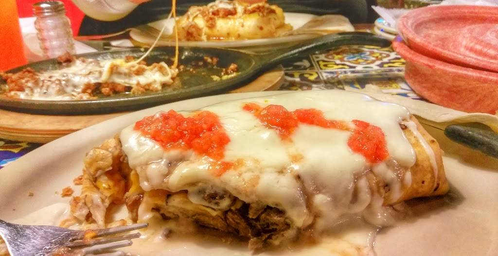 Los Tres Amigos | restaurant | 6106 NW Cache Rd, Lawton, OK 73505, USA | 5803533380 OR +1 580-353-3380