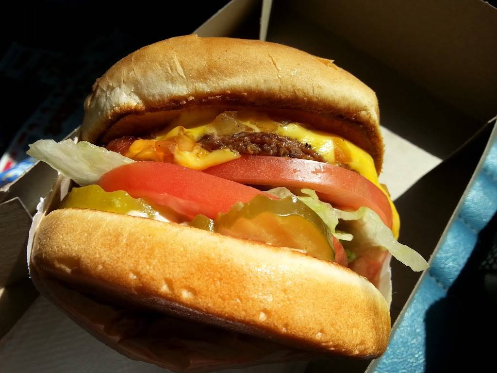 In-N-Out Burger | restaurant | 15610 W San Bernardino Rd, West Covina, CA 91790, USA | 8007861000 OR +1 800-786-1000