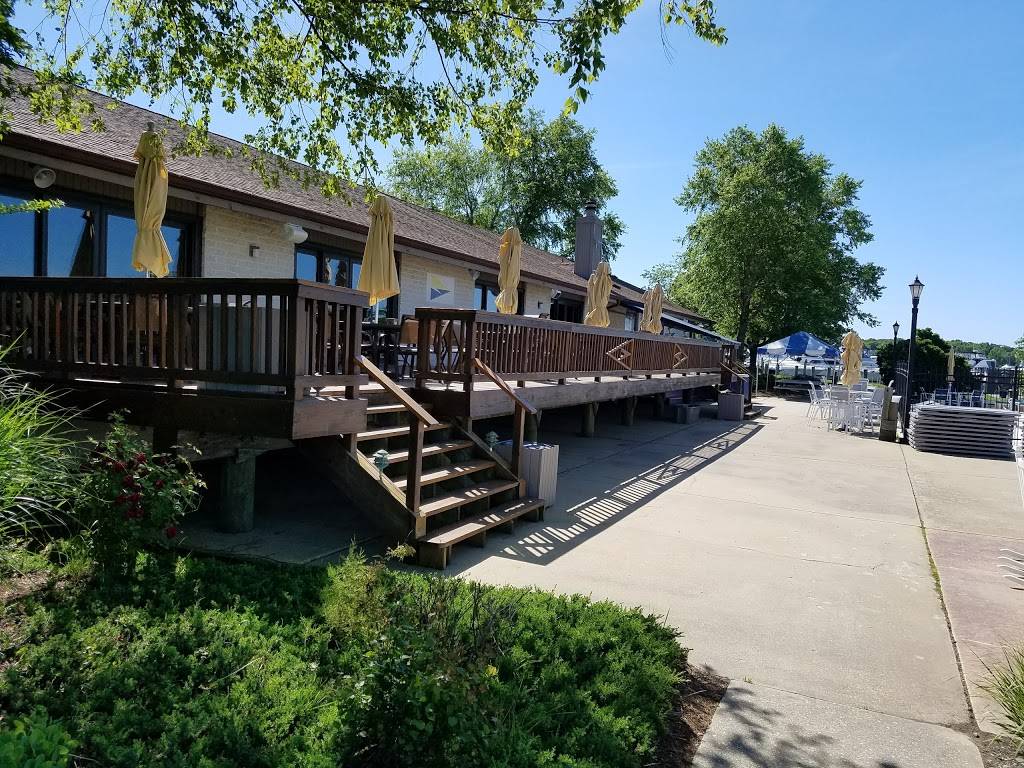 Chesapeake Yacht Club | restaurant | 4943 Hine Dr, Shady Side, MD 20764, USA | 4108671500 OR +1 410-867-1500