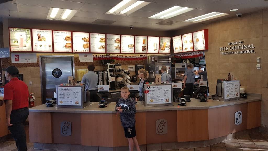 Chick-fil-A | restaurant | 2885 S Orange Ave, Orlando, FL 32806, USA | 4074234933 OR +1 407-423-4933