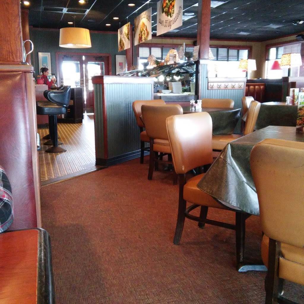 Ruby Tuesday | restaurant | 1807 S Main St, Farmville, VA 23901, USA | 4343913475 OR +1 434-391-3475