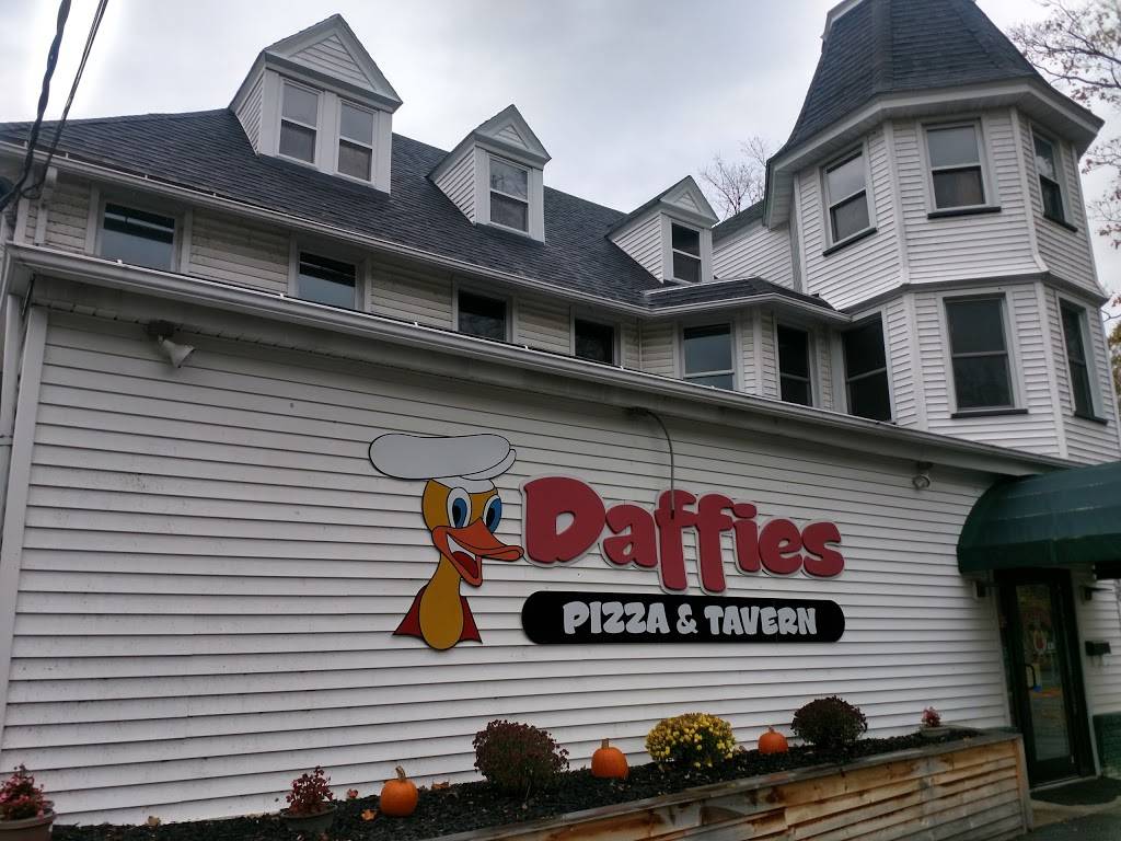 Daffies Pizza | restaurant | 26 North St, Caledonia, NY 14423, USA | 5855384360 OR +1 585-538-4360