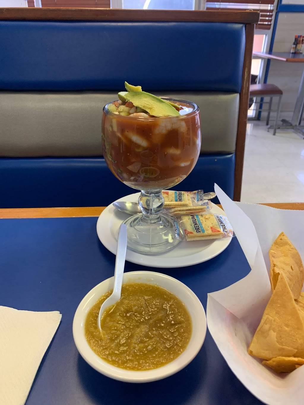 Fishmart | restaurant | 1906 Lee Trevino Dr F, El Paso, TX 79936, USA | 9156331883 OR +1 915-633-1883