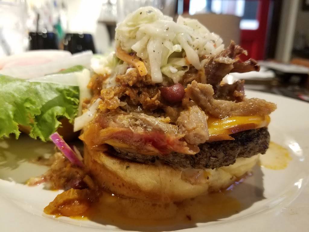 Blackstone Smokehouse & Pub | restaurant | 2801 Raeford Rd, Fayetteville, NC 28303, USA | 9104917029 OR +1 910-491-7029