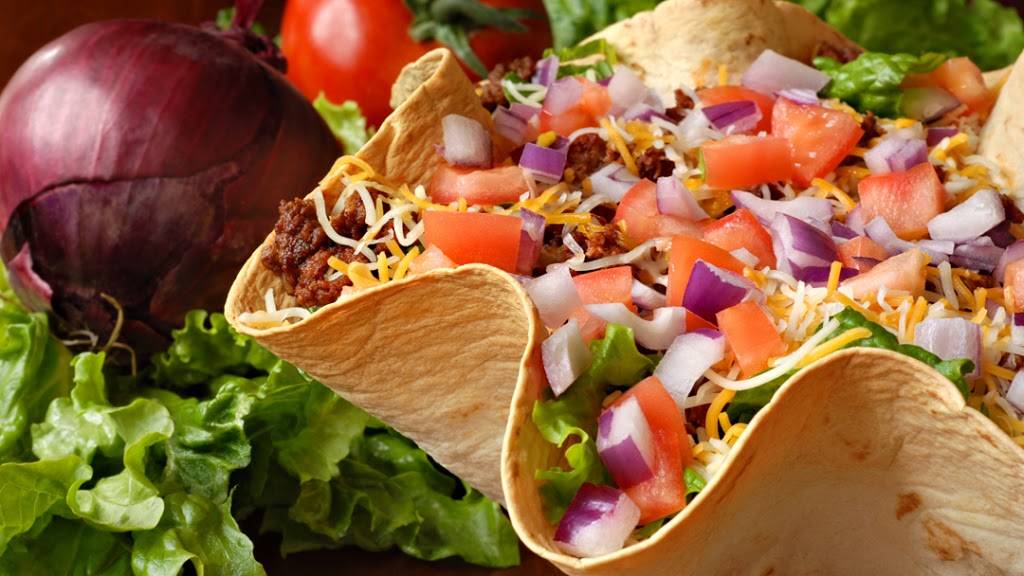 El Salvadoreno | restaurant | 346 Broadway, Newburgh, NY 12550, USA | 8455656822 OR +1 845-565-6822