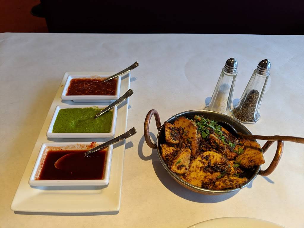 Saffron Restaurant | restaurant | 398 Army Trail Rd, Bloomingdale, IL 60108, USA | 8472781955 OR +1 847-278-1955