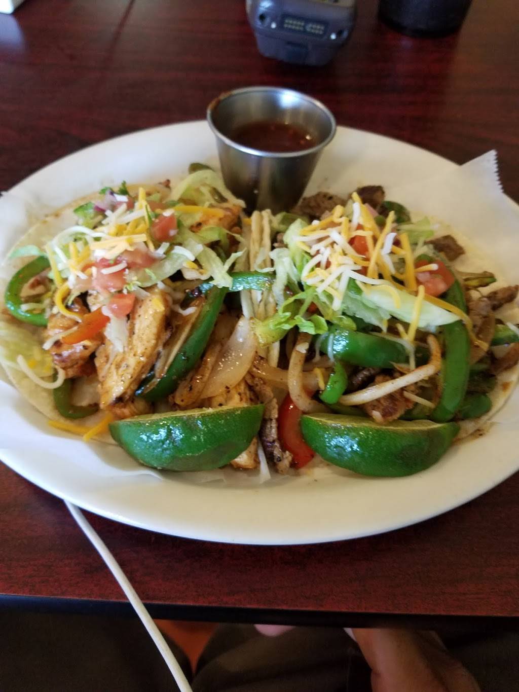 El Huarache | restaurant | 2113 Wells Branch Pkwy #1000, Austin, TX 78728, USA | 5123665066 OR +1 512-366-5066