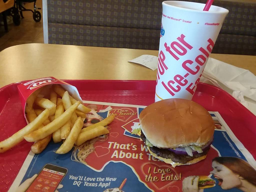 Dairy Queen Store | restaurant | 370 Landa St, New Braunfels, TX 78130, USA | 8306252392 OR +1 830-625-2392
