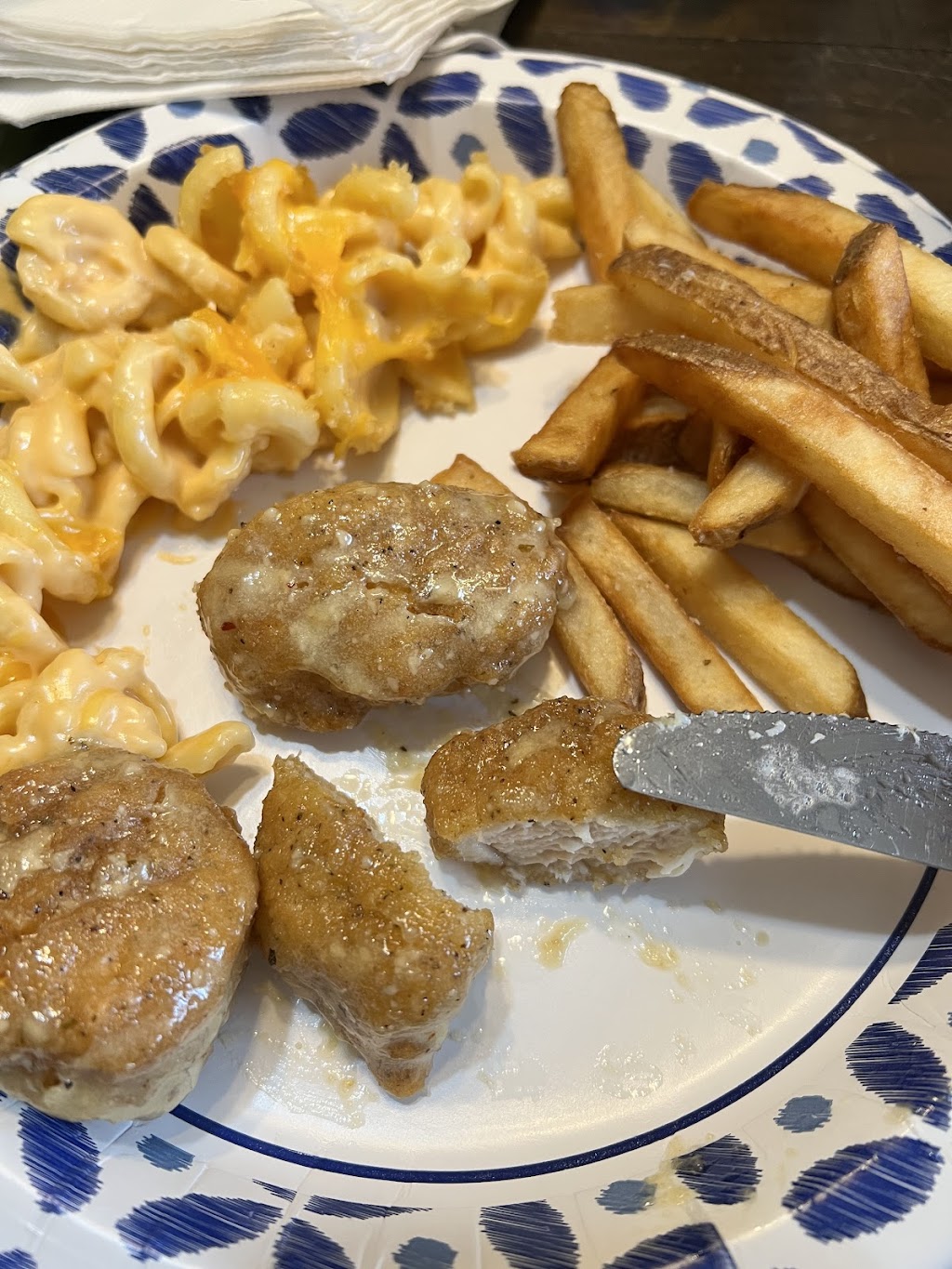 Detroit Wing Company | restaurant | 3000 Cooper Foster Park Rd Suite 200, Lorain, OH 44053, USA | 4403985288 OR +1 440-398-5288