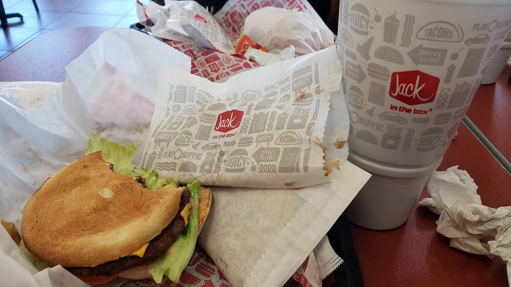 Jack in the Box | restaurant | 64 W Bromley Ln, Brighton, CO 80601, USA | 3036596649 OR +1 303-659-6649