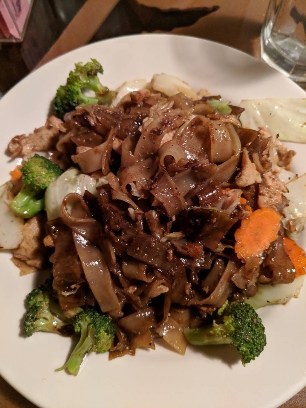 Sawasdee | Thai Restaurant | restaurant | 4008 St Elmo Ave, Chattanooga, TN 37409, USA | 4238229001 OR +1 423-822-9001