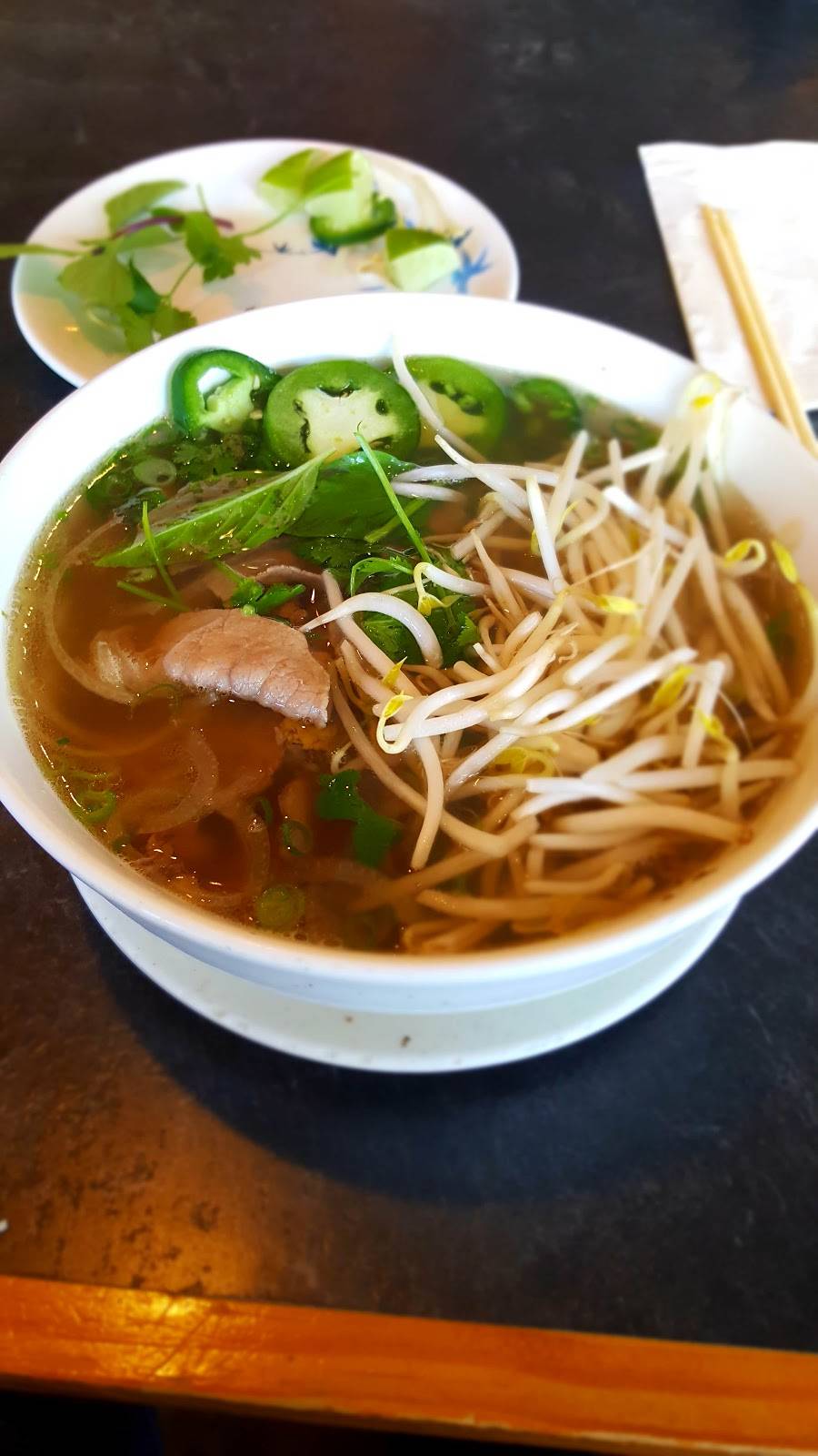 Pho Real Vietnamese Restaurant | restaurant | 440 E McCullough Dr #206, Charlotte, NC 28262, USA | 7047172500 OR +1 704-717-2500