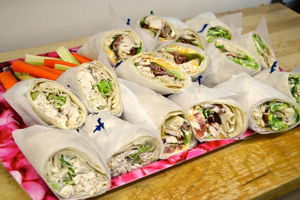 Zees Bistro | restaurant | 773 St Clair St, Chatham, ON N7M 5J7, Canada | 5193514468 OR +1 519-351-4468