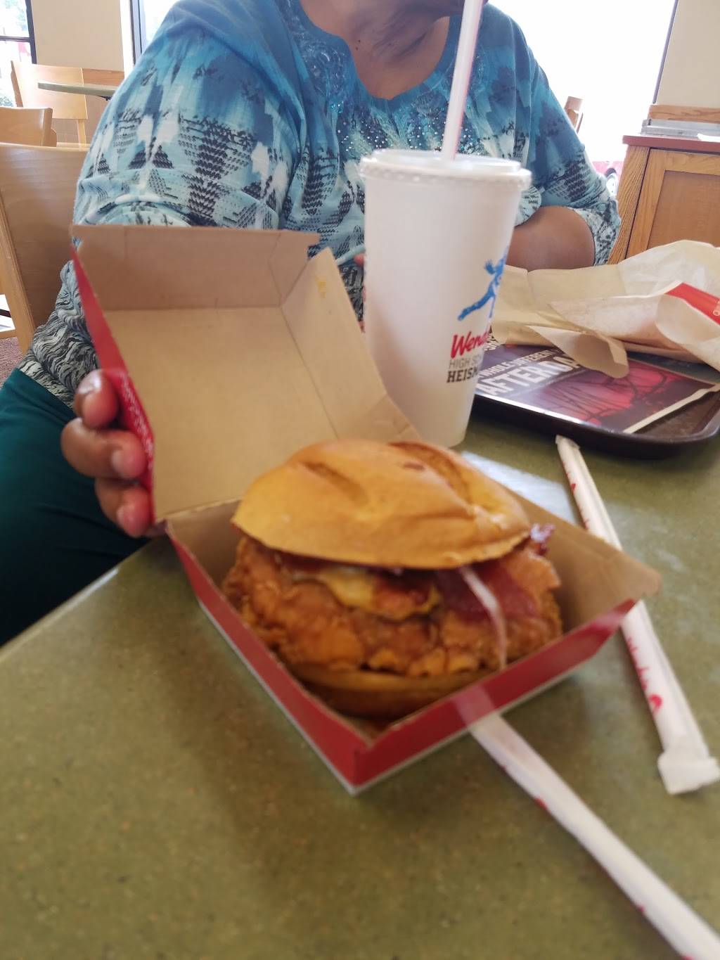 Wendys | restaurant | 3100 Western Branch Blvd, Chesapeake, VA 23321, USA | 7574847076 OR +1 757-484-7076