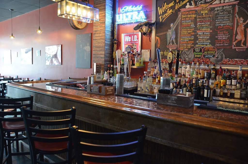 Bank Street Grill | restaurant | 719 Bank St NE, Decatur, AL 35601, USA | 2566864202 OR +1 256-686-4202