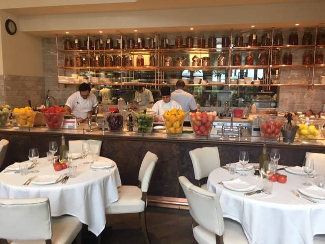 La Petite Maison | restaurant | 1300 Brickell Bay Dr, Miami, FL 33131, USA | 3054039133 OR +1 305-403-9133