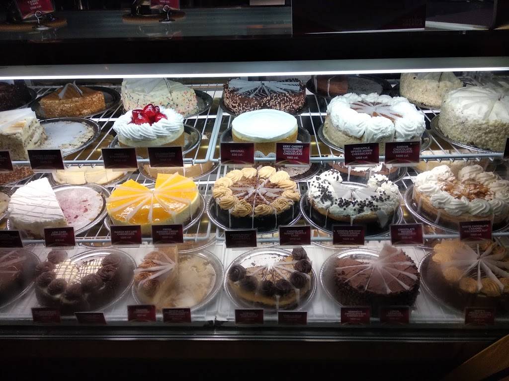 The Cheesecake Factory | restaurant | 210 Andover St, Peabody, MA 01960, USA | 9785387599 OR +1 978-538-7599