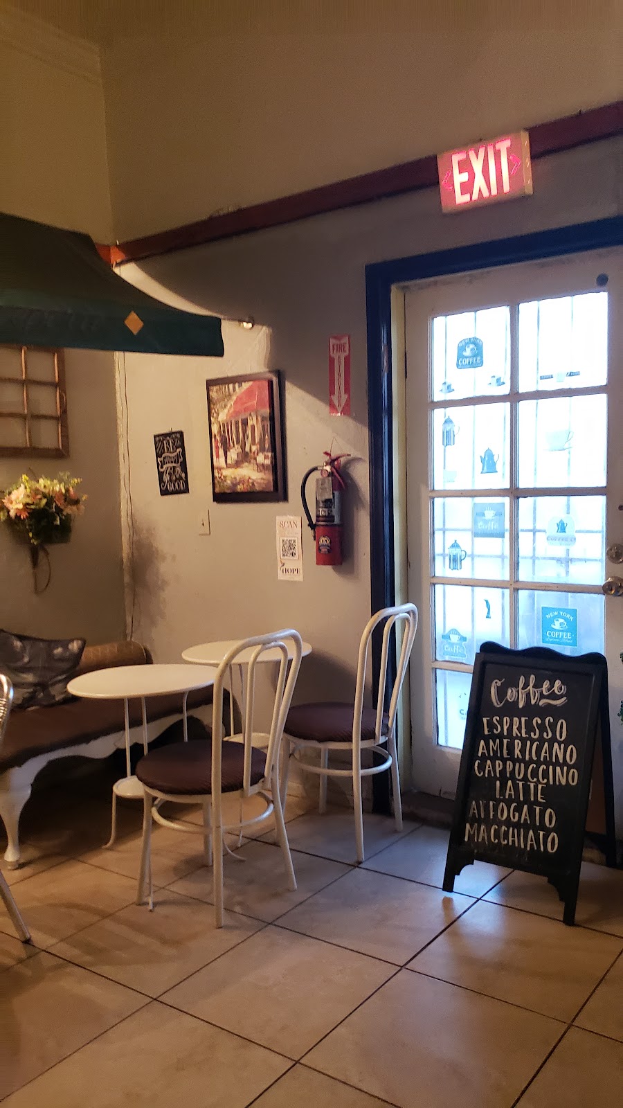 Hope Cafe and Creperie | cafe | 605 E 2nd St, Calexico, CA 92231, USA | 7608905259 OR +1 760-890-5259