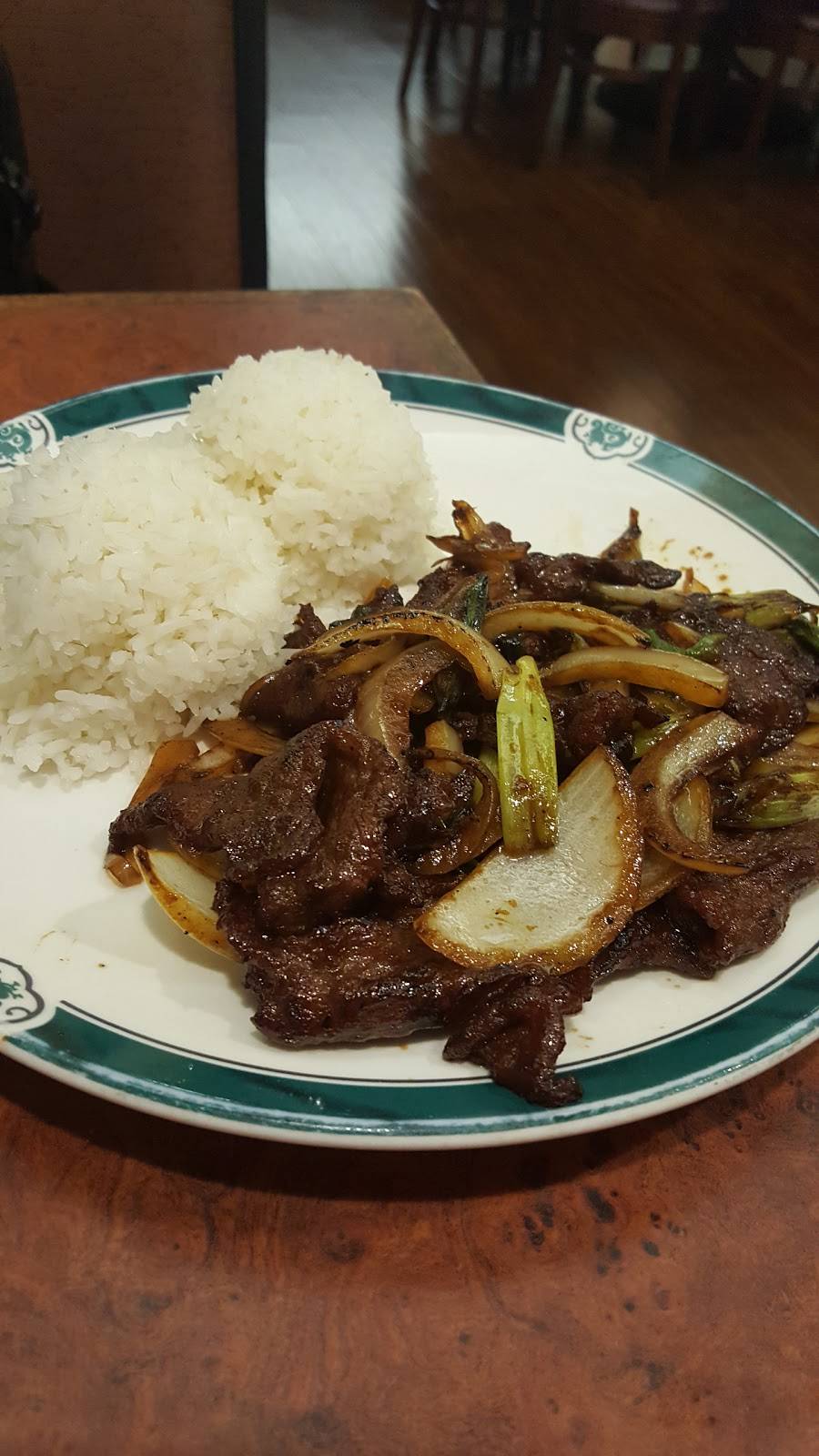 Golden Sky | restaurant | 14429 Victory Blvd, Van Nuys, CA 91401, USA | 8187859888 OR +1 818-785-9888