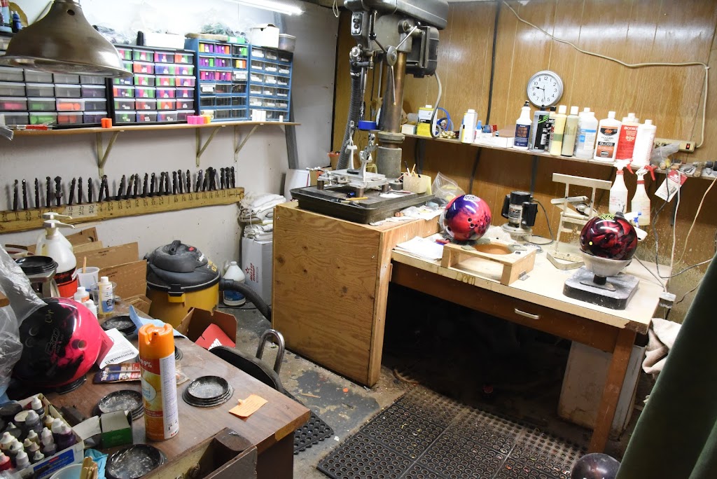 Garrett Bowl | restaurant | 110 W Keyser St, Garrett, IN 46738, USA | 2603574871 OR +1 260-357-4871