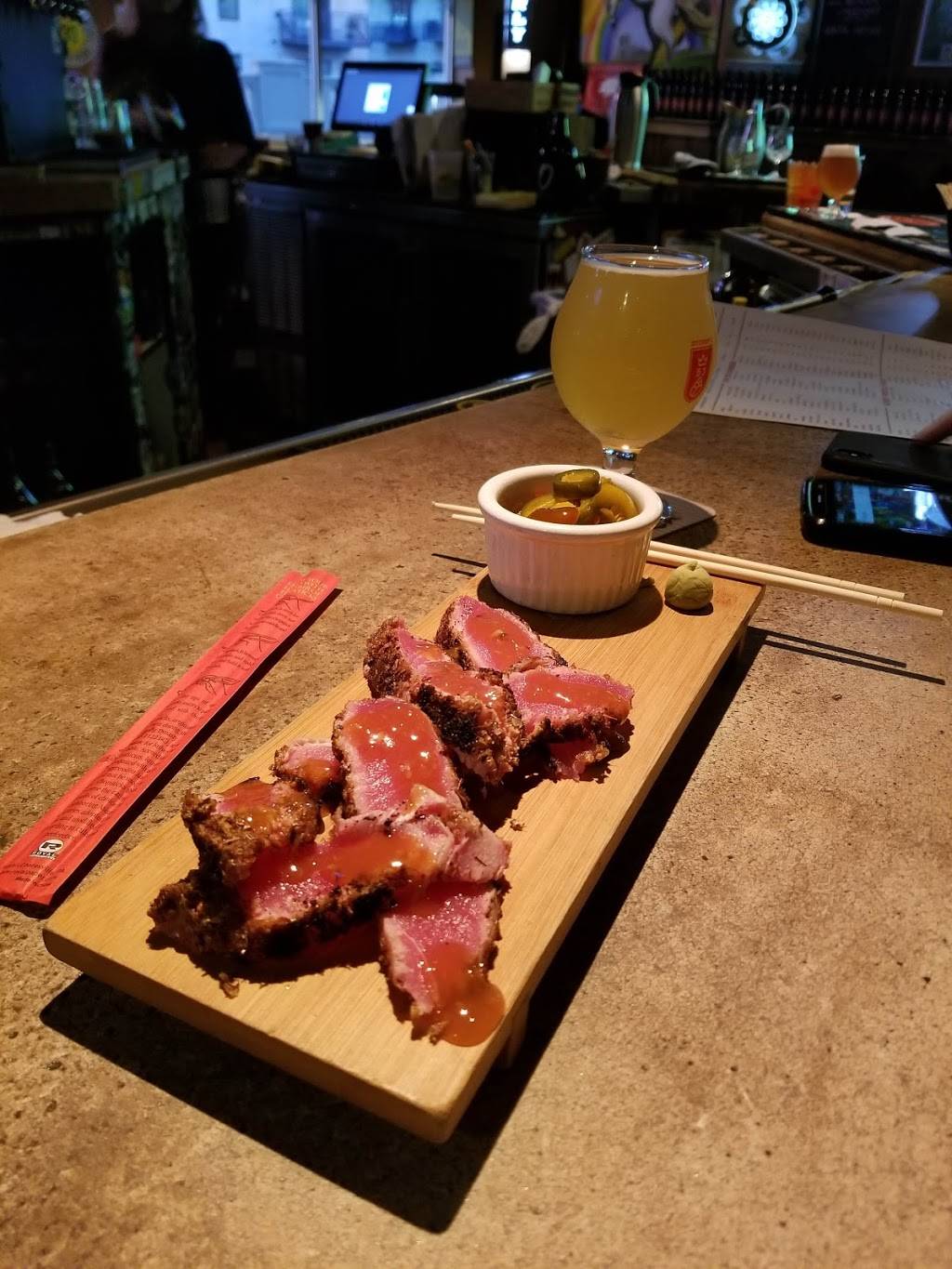 Stubbys Gastrogrub & Beer Bar | restaurant | 2060 N Humboldt Blvd Suite 200, Milwaukee, WI 53212, USA | 4147636324 OR +1 414-763-6324