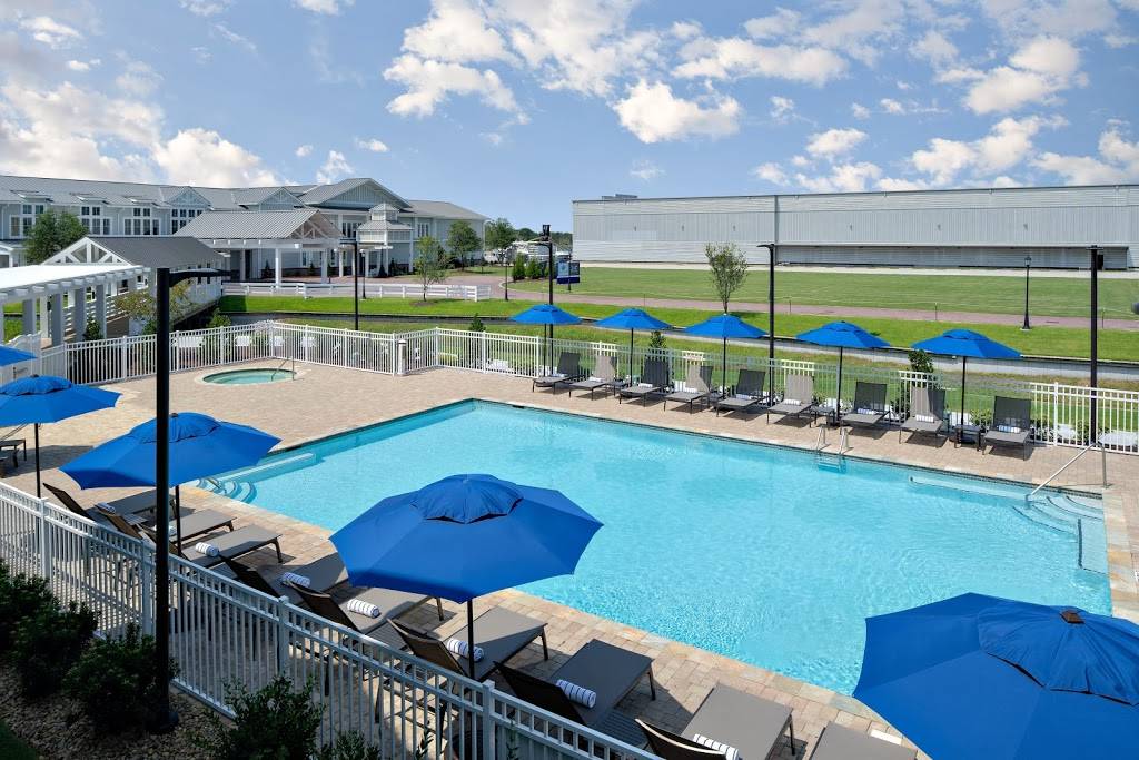 Beaufort Hotel NC, an Ascend Hotel Collection Member | restaurant | 2440 Lennoxville Rd, Beaufort, NC 28516, USA | 2527283000 OR +1 252-728-3000