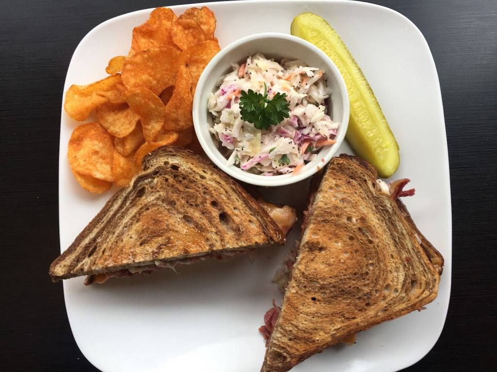 ChiTown Sandwich Club | cafe | 2921 N Clark St, Chicago, IL 60657, USA | 7736973271 OR +1 773-697-3271