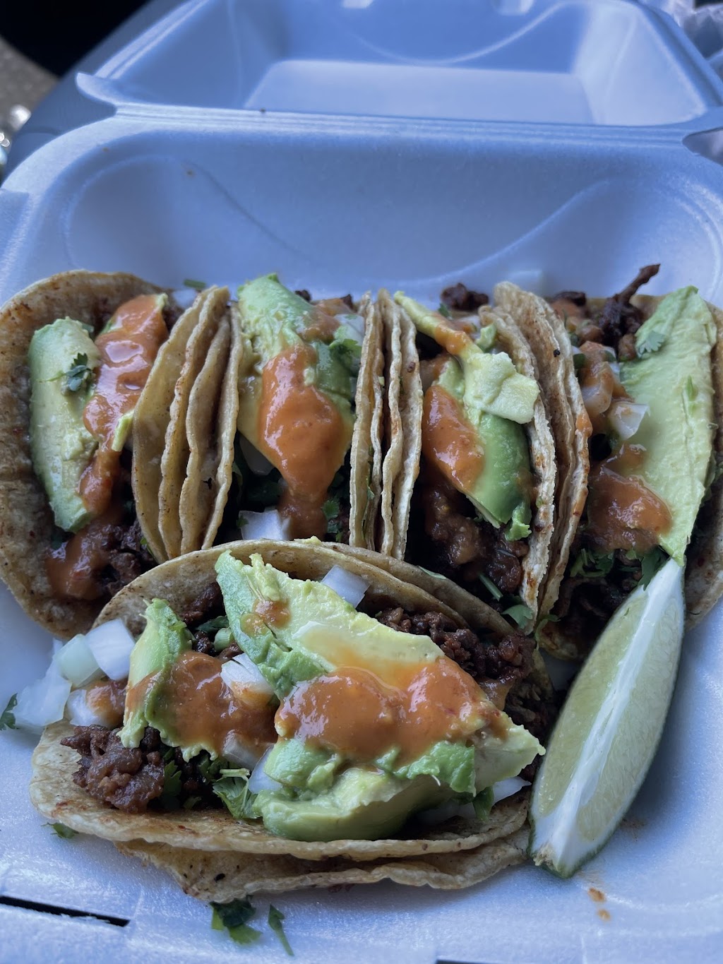 Romero’s Taco Truck | restaurant | 13996 W National Ave, New Berlin, WI 53151, USA | 4148774966 OR +1 414-877-4966