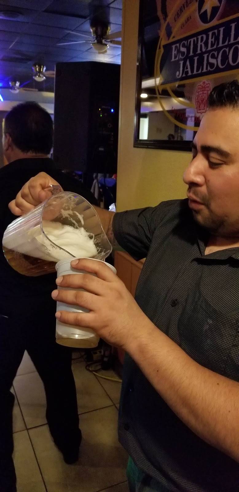 Mariscos El Pescador | restaurant | 5763 N First St, Fresno, CA 93710, USA | 5599812150 OR +1 559-981-2150