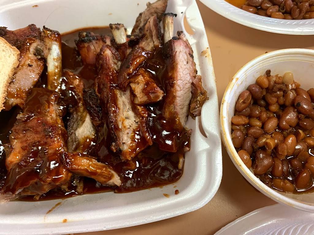 Mama Lucys Home Style Cooking | restaurant | 2201 NW 119th St, Miami, FL 33167, USA | 3056878782 OR +1 305-687-8782