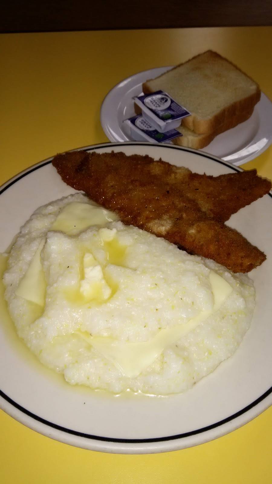 Rockys Breakfast & Lunch | restaurant | 6208 Woodland Ave, Philadelphia, PA 19142, USA | 2157291126 OR +1 215-729-1126