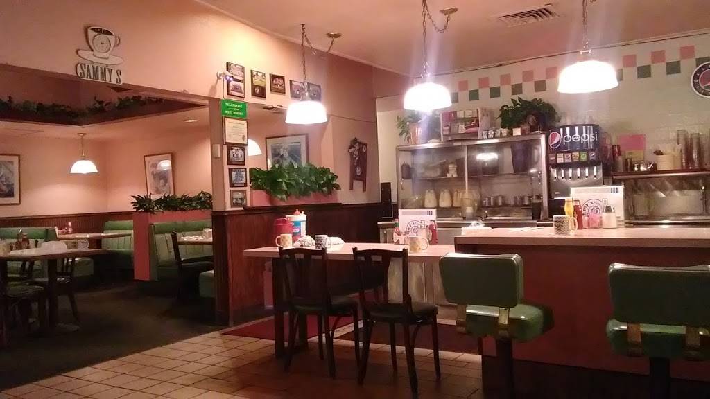 Sammys Restaurant | restaurant | 2021 Del Paso Blvd, Sacramento, CA 95815, USA | 9169256747 OR +1 916-925-6747