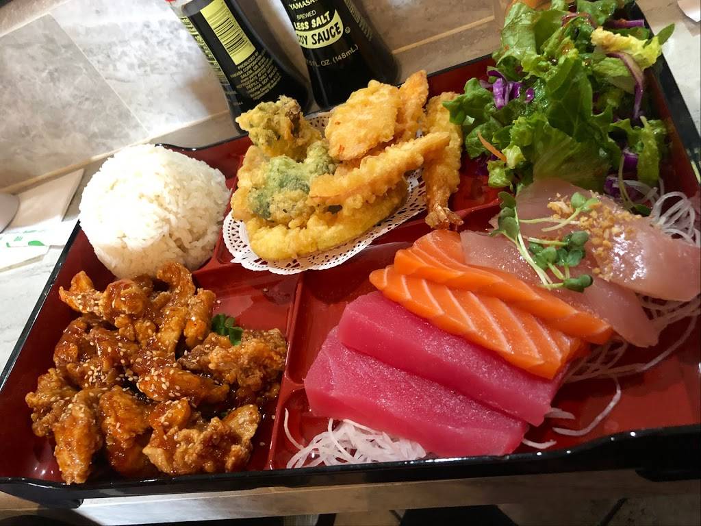 Mad Tuna | restaurant | 27540 Sierra Hwy, Canyon Country, CA 91351, USA | 6619771168 OR +1 661-977-1168