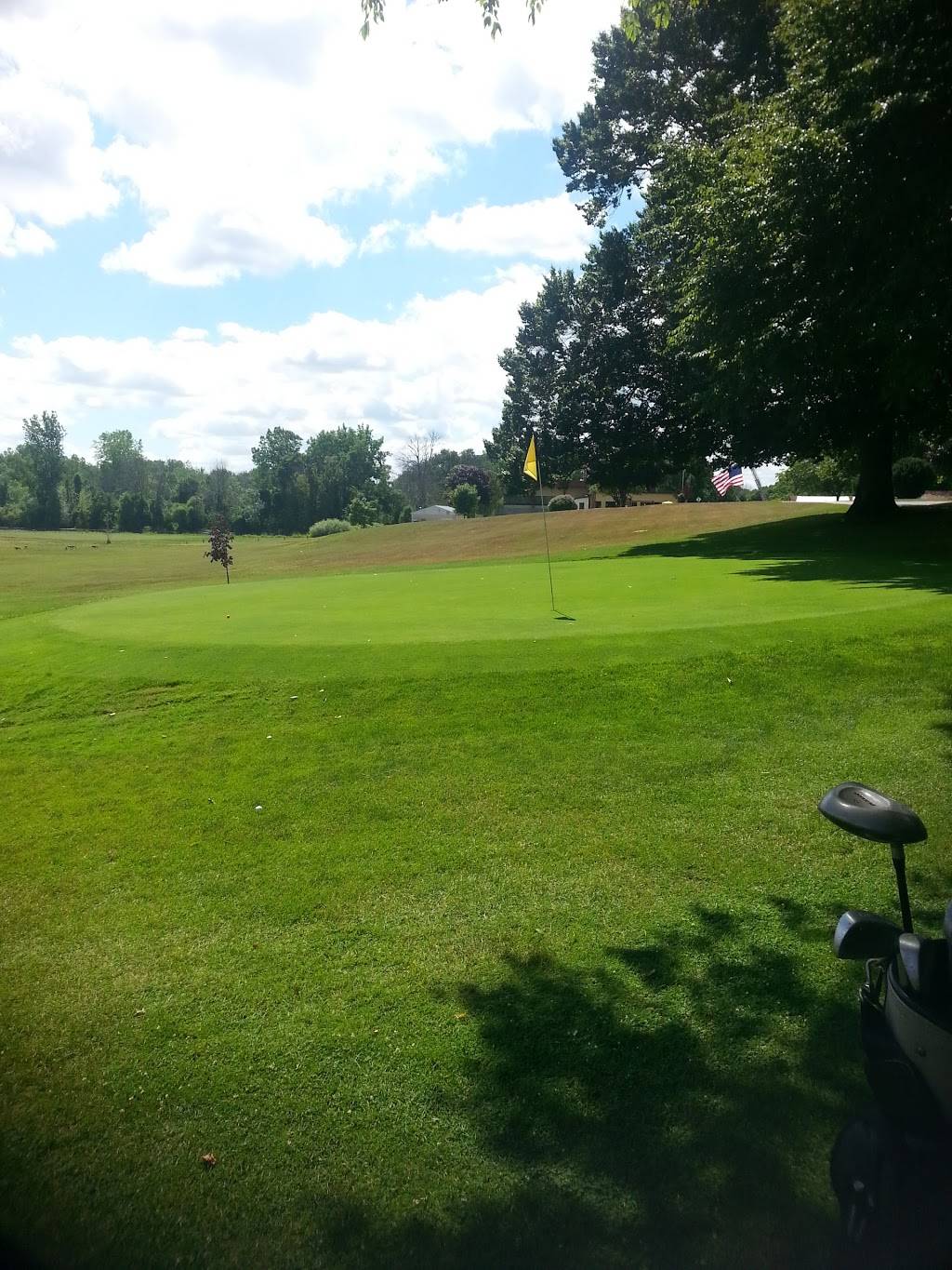 Grand Rapids/Sparta Moose Lodge #50 and Golf | restaurant | 11510 N Division Ave, Sparta, MI 49345, USA | 6168877785 OR +1 616-887-7785