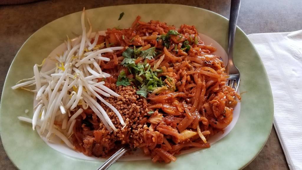 Thai House Restaurant | restaurant | 8025 Sheridan Boulevard, Arvada, CO 80003, USA | 3034308424 OR +1 303-430-8424