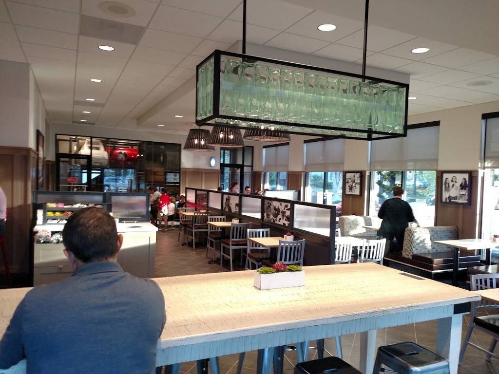 Chick-fil-A | restaurant | 4420 W Lake Mary Blvd, Lake Mary, FL 32746, USA | 4073338875 OR +1 407-333-8875